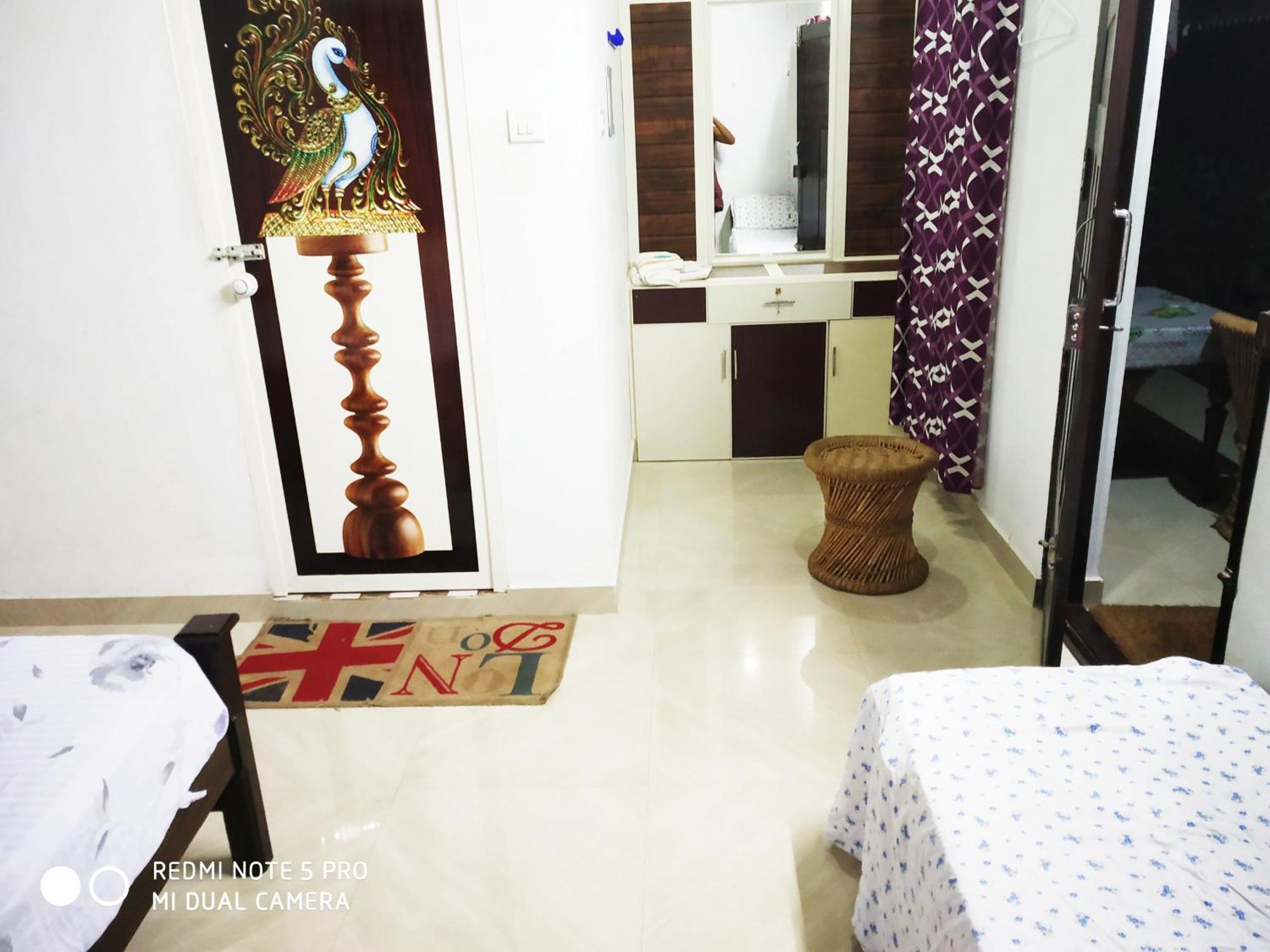 Munroe Heritage Inn Mundrothuruth Ruang foto