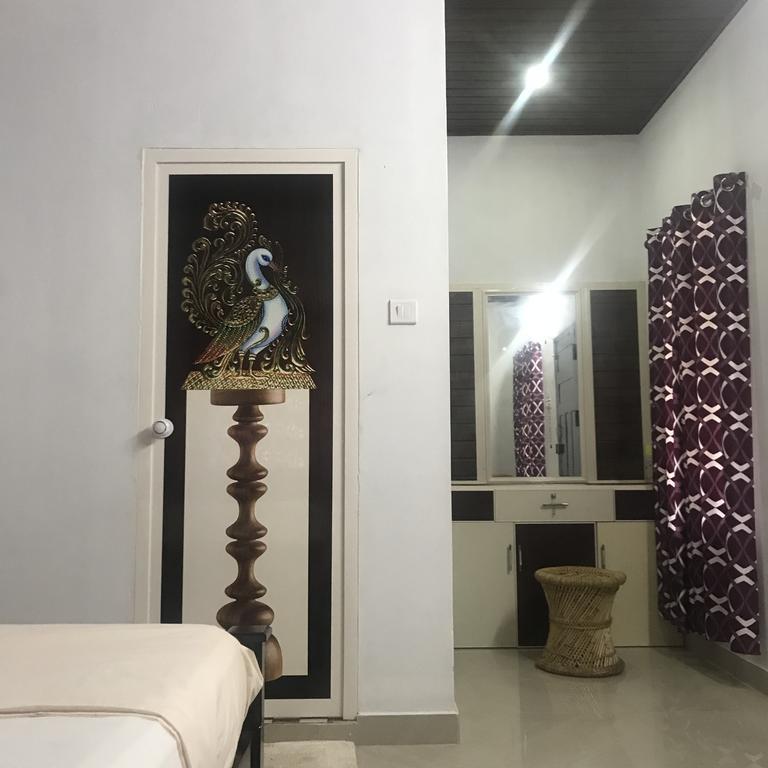 Munroe Heritage Inn Mundrothuruth Bagian luar foto