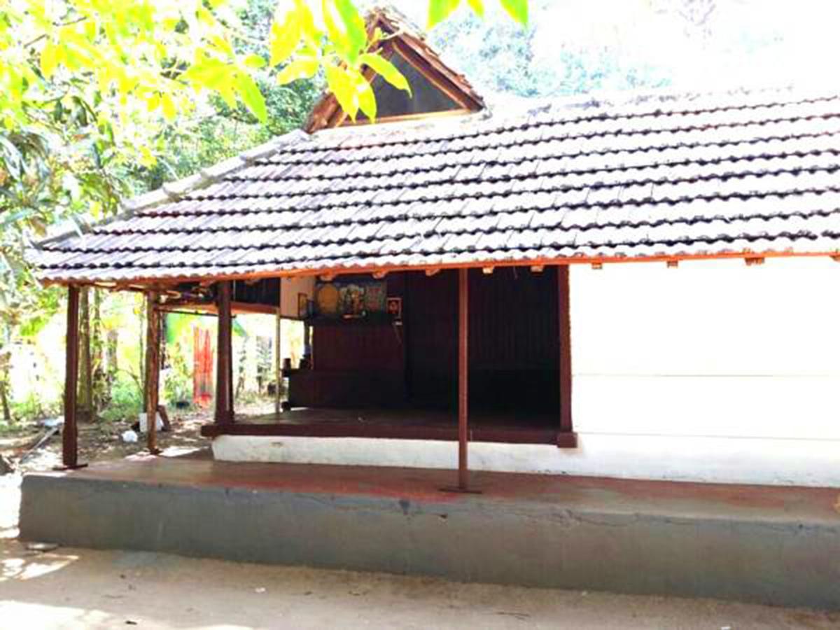 Munroe Heritage Inn Mundrothuruth Bagian luar foto