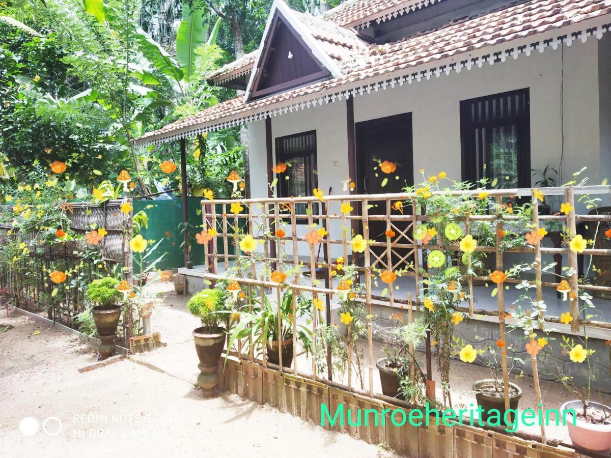 Munroe Heritage Inn Mundrothuruth Bagian luar foto